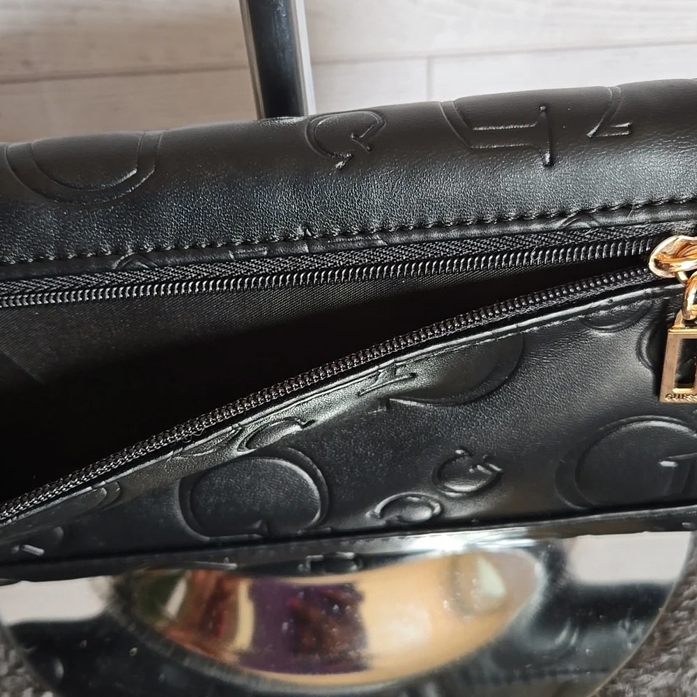 GUESS Black Embossed Logo Wallet with Gold Plaque